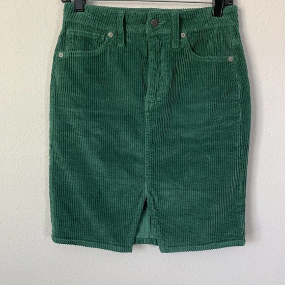 Madewell Green Corduroy Pegged Skirt - Picture 2 of 4